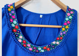 Size M Traditional Embroidered Top made in El Salvador-Blusa/Camisa hecha en El Salvador